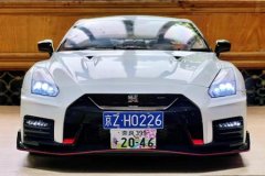 和平精英战神gtr辅助怎么用（和平精英战神gtr怎么闪退）